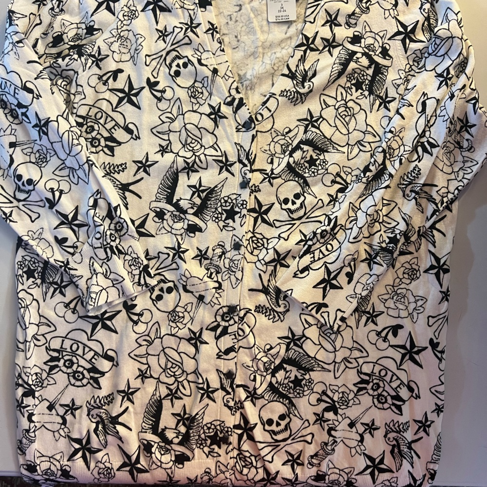 Torrid sz3 Betsey Johnson collab Black and White Graphic Cardigan NWT